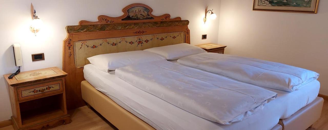 Hotel Garni Stella Alpina Canazei Exterior foto