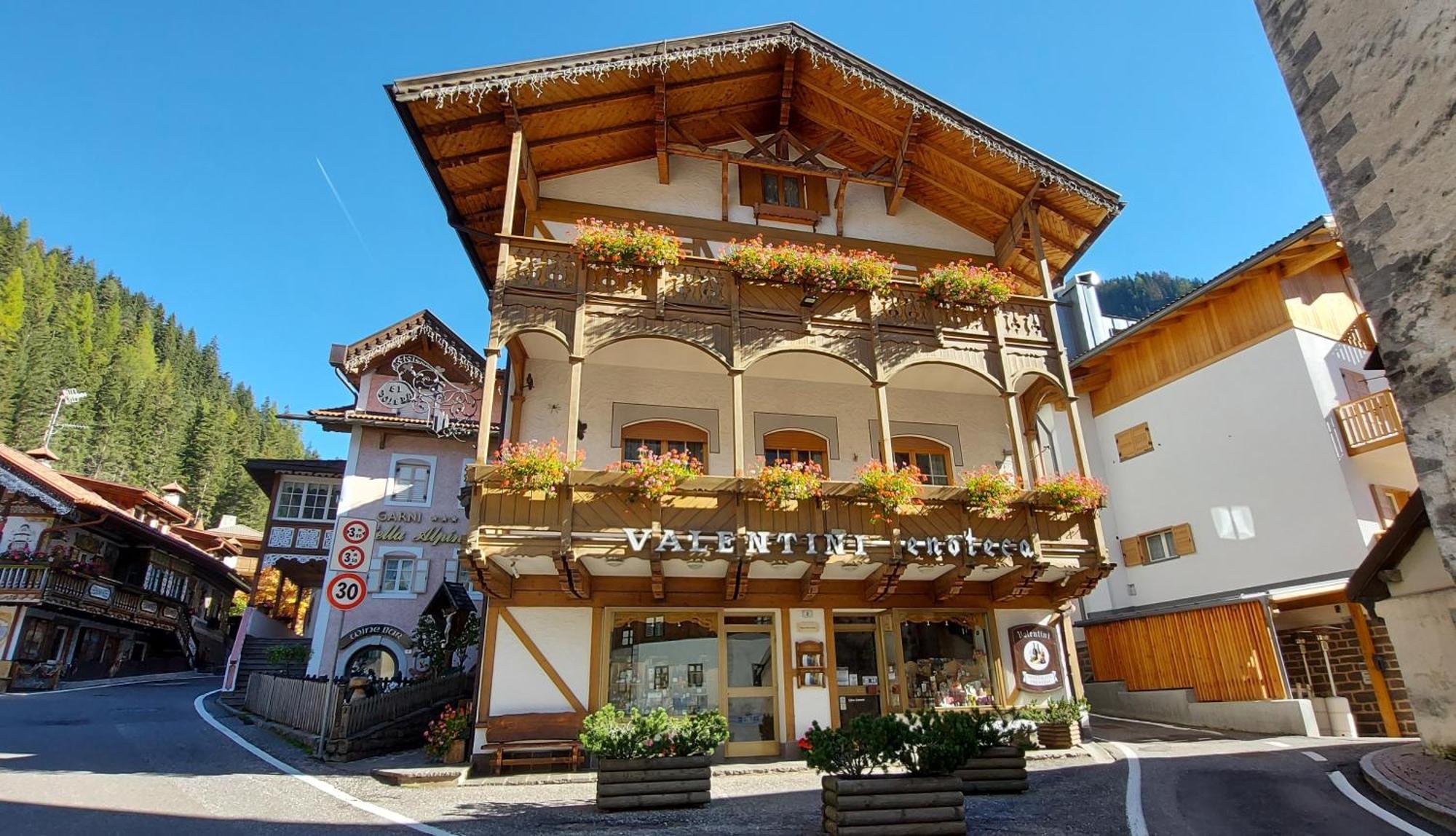 Hotel Garni Stella Alpina Canazei Exterior foto