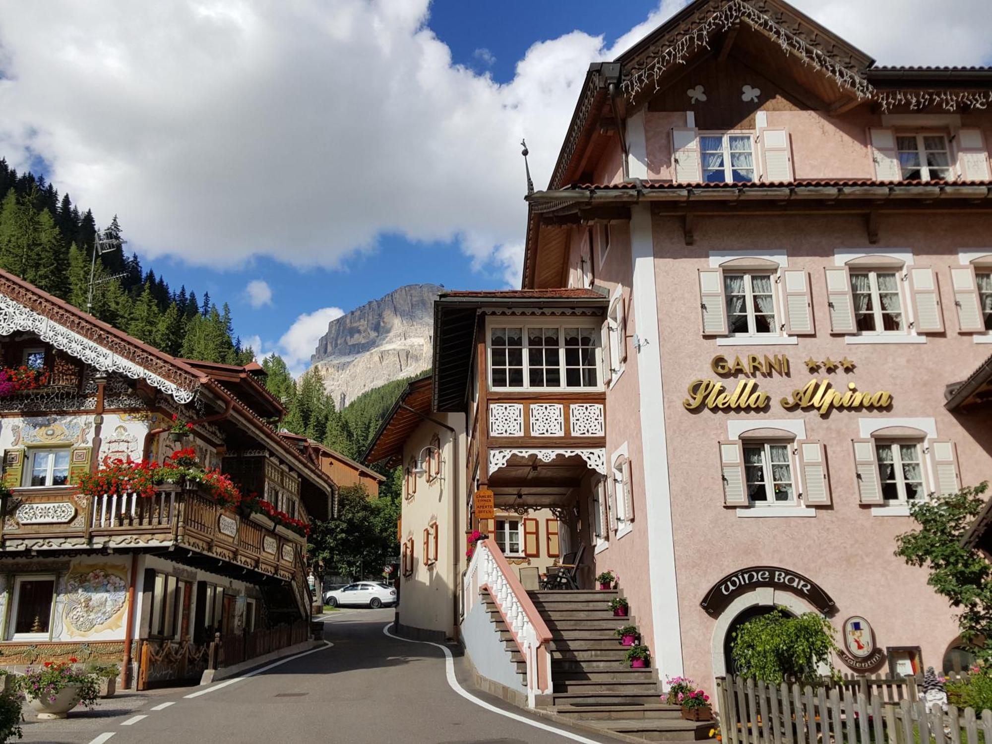 Hotel Garni Stella Alpina Canazei Exterior foto